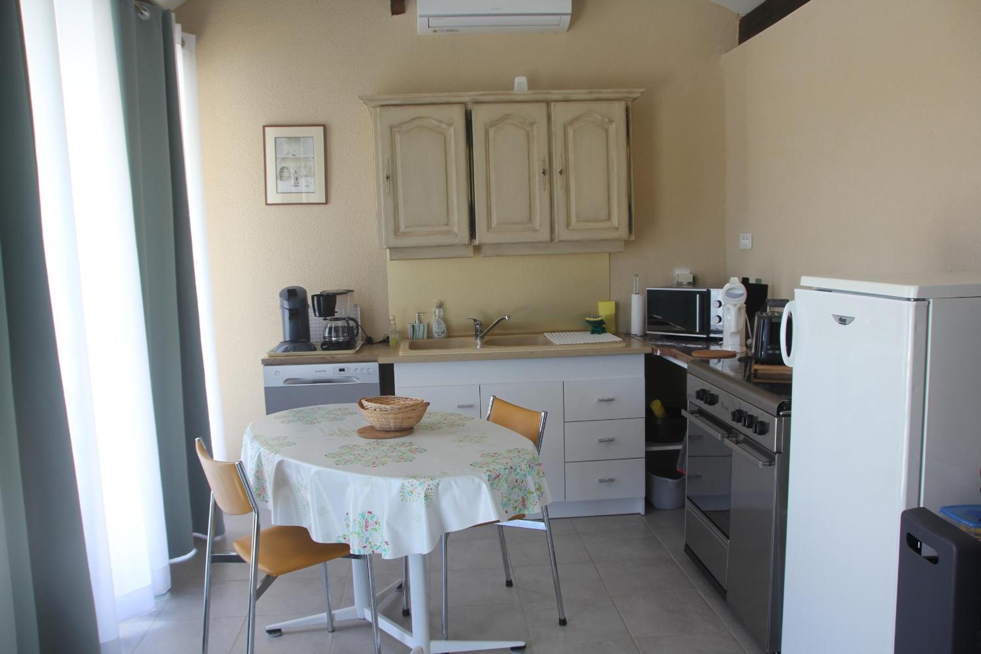 Vila Monlezun Exteriér fotografie